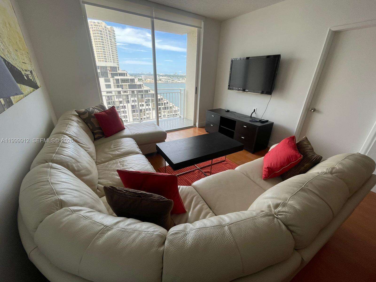 Isola at 770 Claughton Island Dr, Miami, FL 33131 - For Rent photo 5