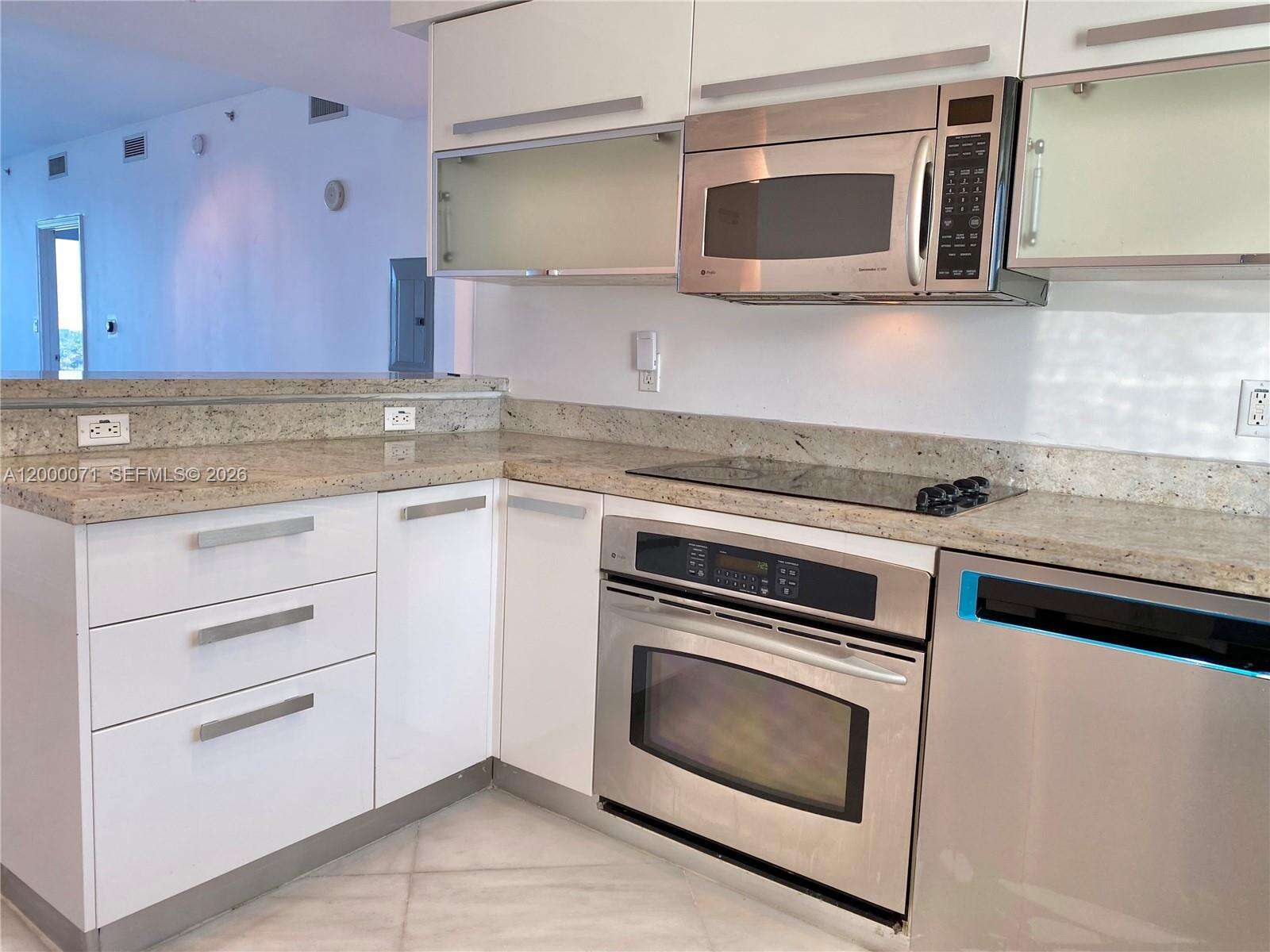 Blue at 601 36 St, Miami, FL 33137 - For Rent photo 6