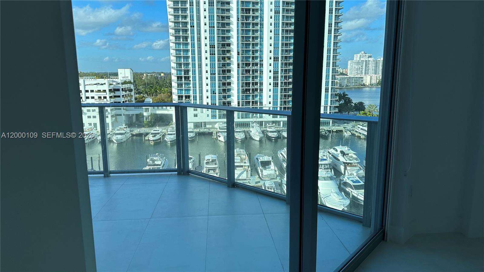 Marina Palms at 17111 Biscayne Blvd, North Miami Beach, FL 33160 - For Rent photo 38