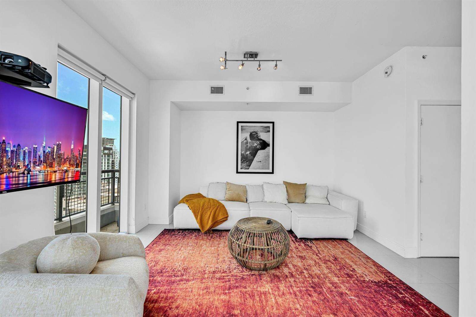 Infinity At Brickell at 60 13, Miami, FL 33130 - For Rent photo 11