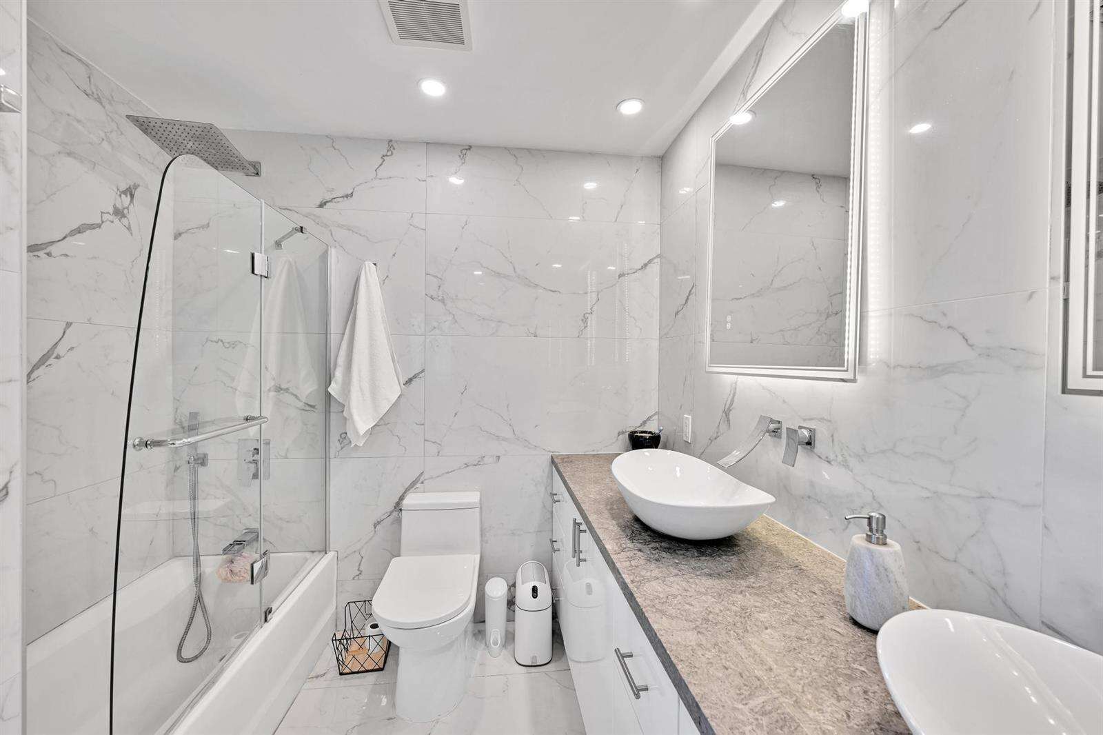 Infinity At Brickell at 60 13, Miami, FL 33130 - For Rent photo 23