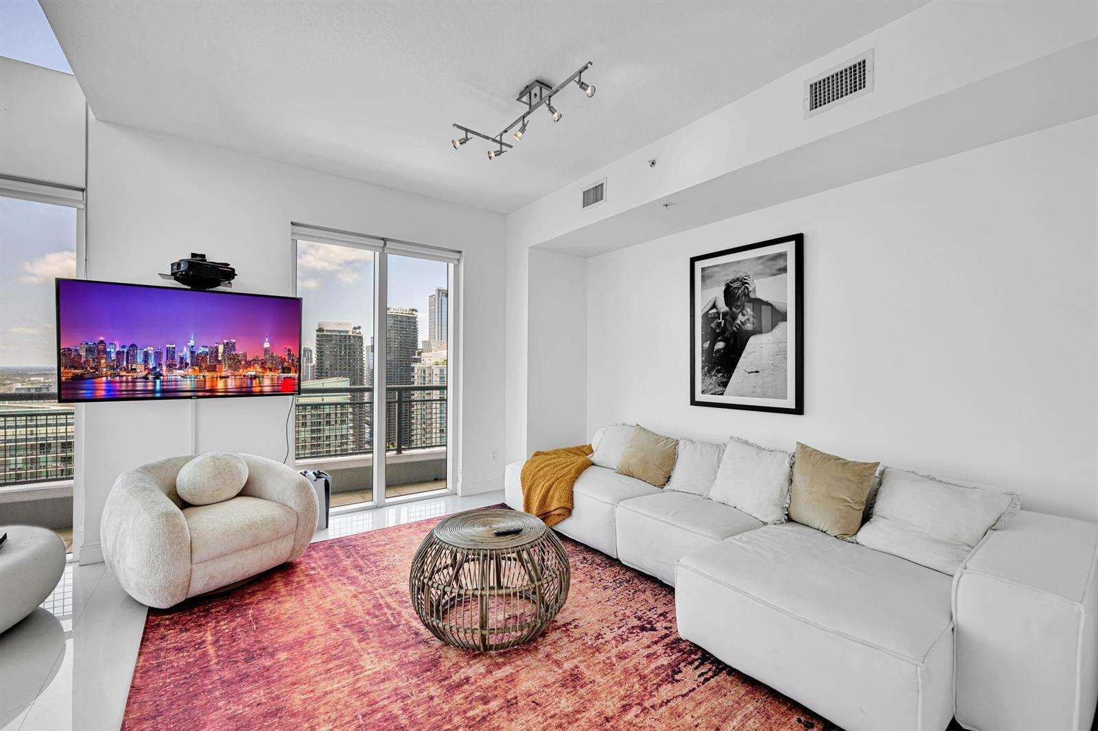 Infinity At Brickell at 60 13, Miami, FL 33130 - For Rent photo 10