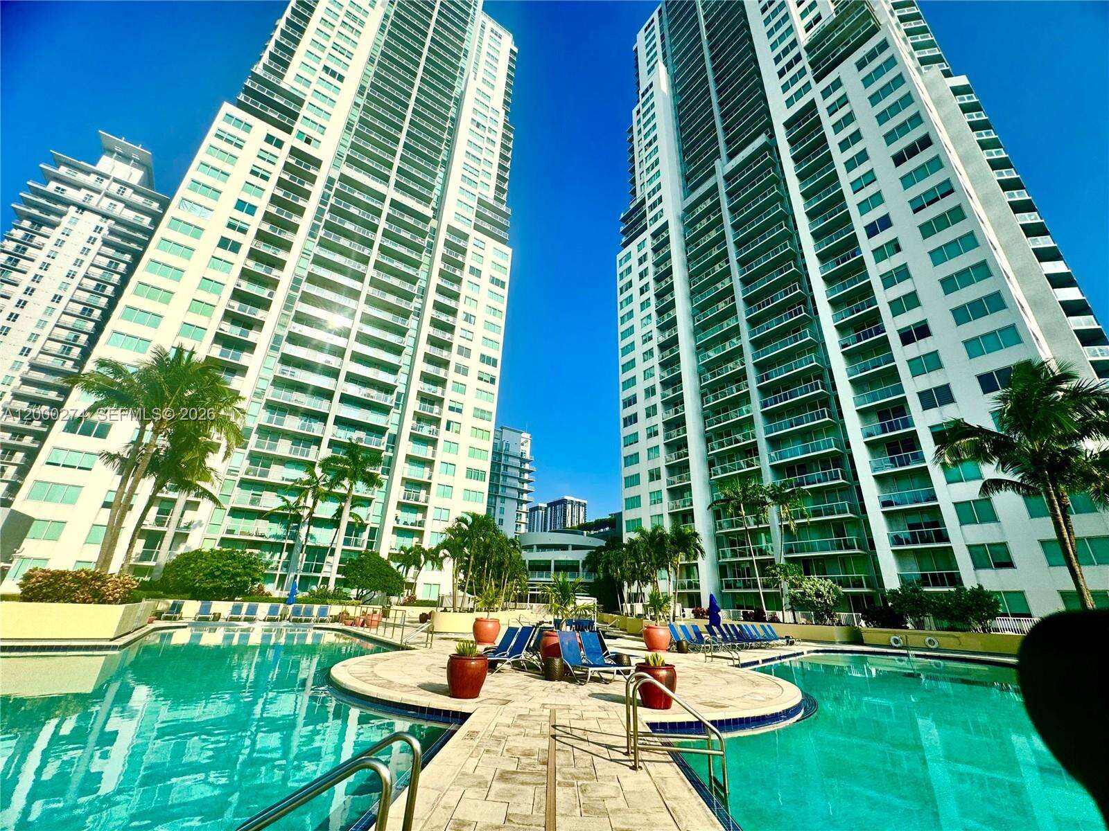 Vizcayne North at 244 Biscayne Blvd, Miami, FL 33132 - For Rent photo 1