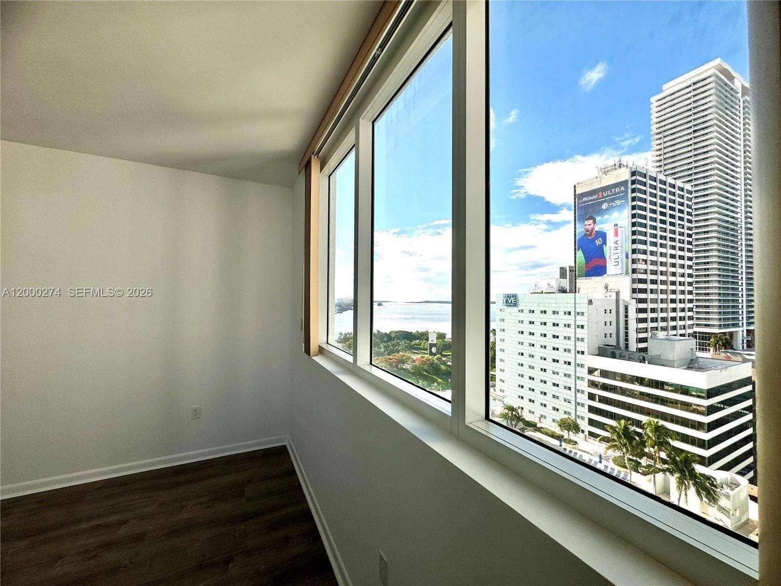 Vizcayne North at 244 Biscayne Blvd, Miami, FL 33132 - For Rent photo 16