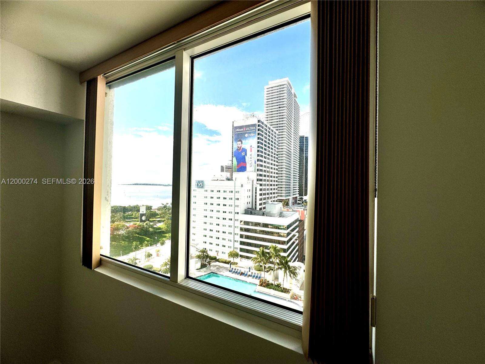 Vizcayne North at 244 Biscayne Blvd, Miami, FL 33132 - For Rent photo 8