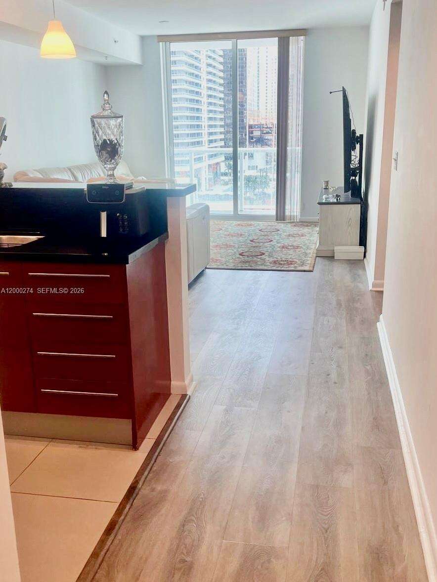 Vizcayne North at 244 Biscayne Blvd, Miami, FL 33132 - For Rent photo 9