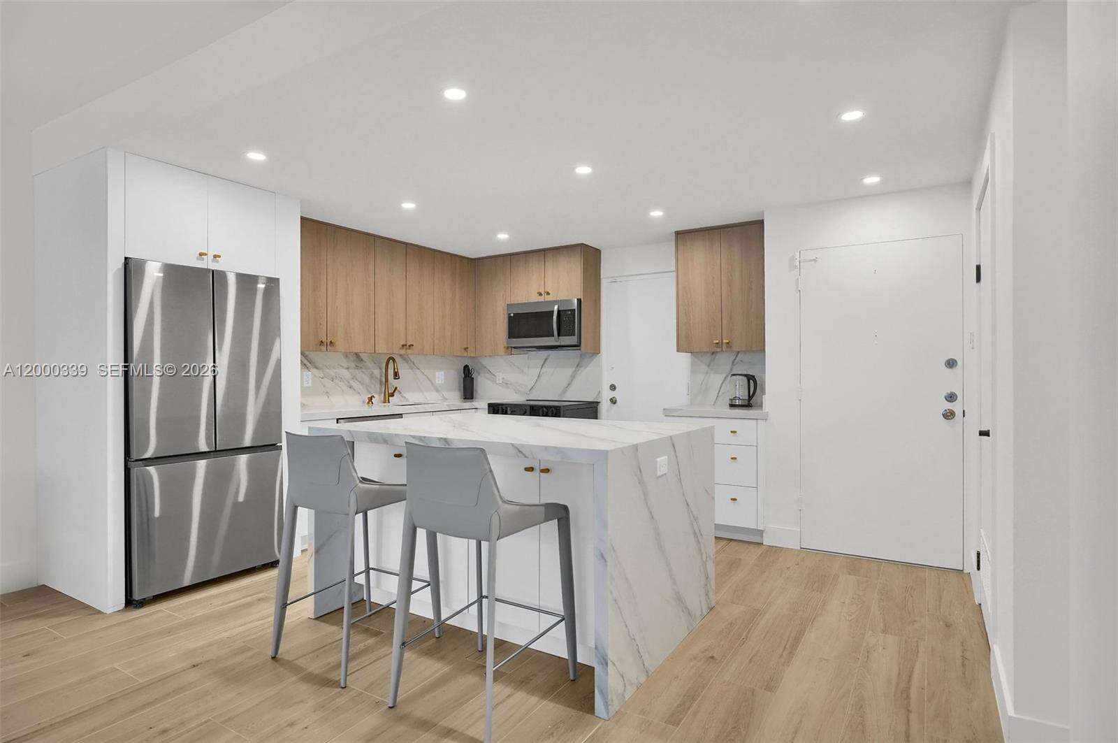 Alexander Towers at 3505 Ocean Dr, Hollywood, FL 33019 - For Rent photo 3