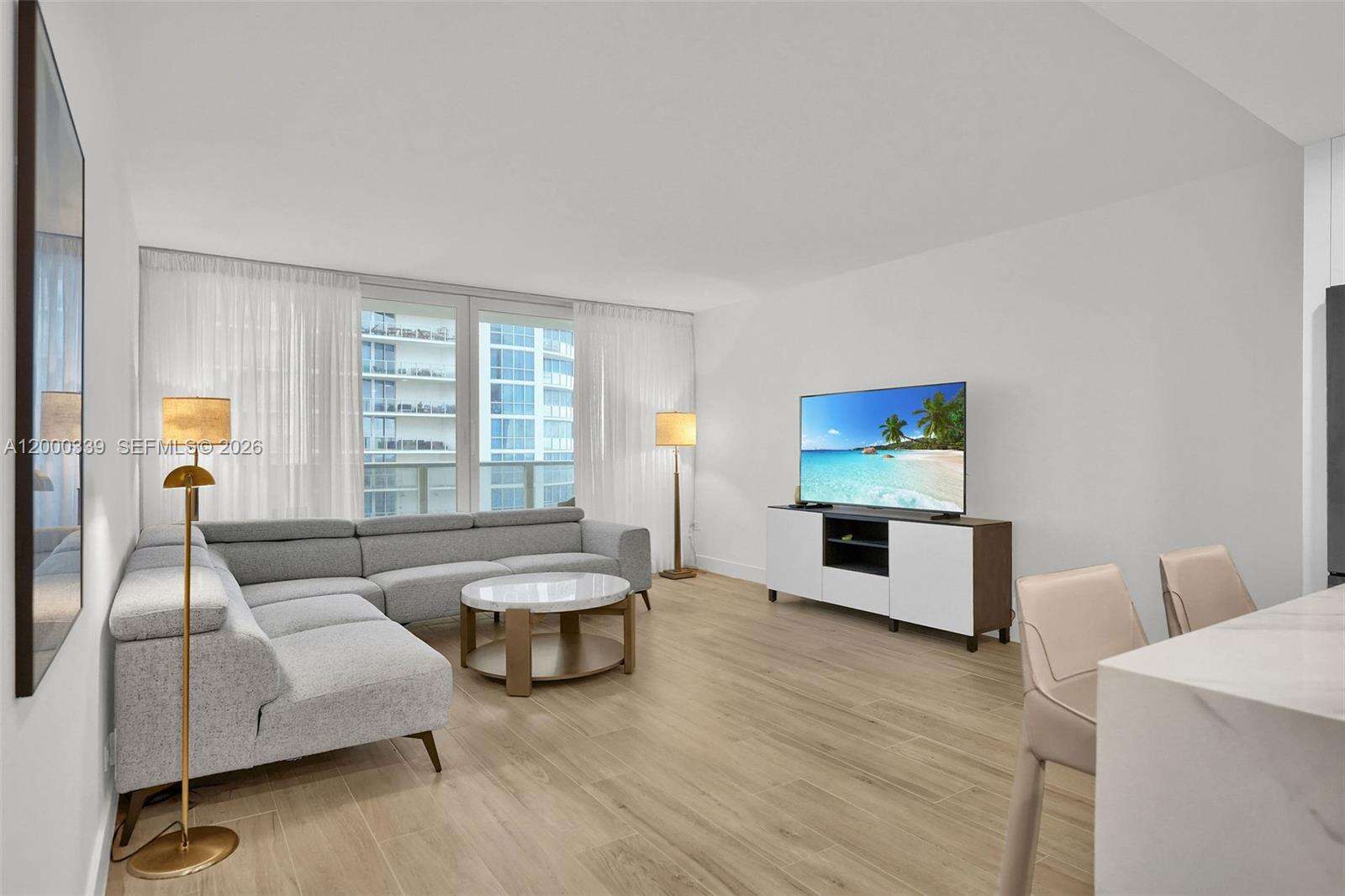 Alexander Towers at 3505 Ocean Dr, Hollywood, FL 33019 - For Rent photo 8
