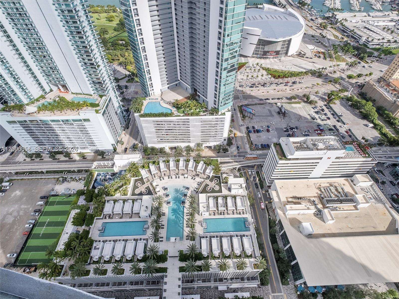 Paramount Miami Worldcenter at 851 1 Ave, Miami, FL 33132 - For Rent photo 11