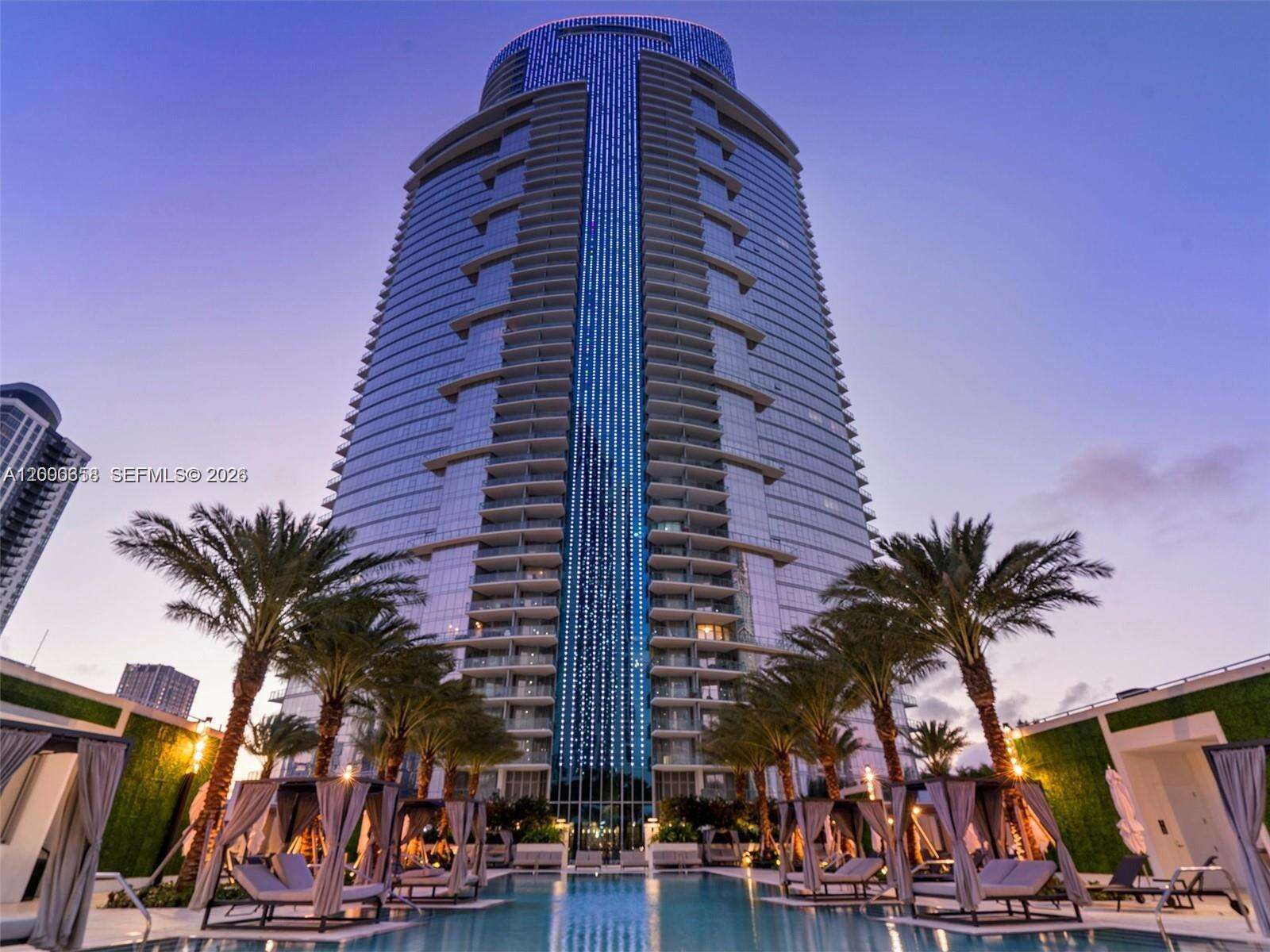 Paramount Miami Worldcenter at 851 1 Ave, Miami, FL 33132 - For Rent photo 30