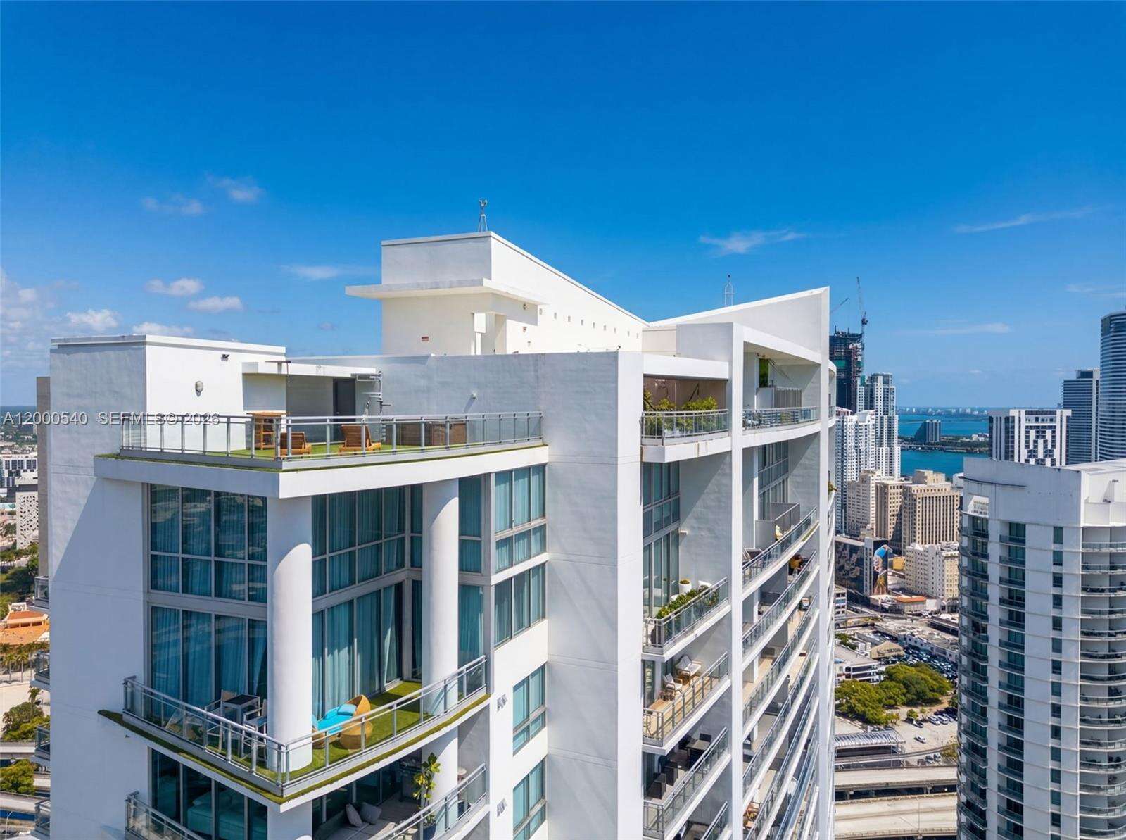 The Ivy at 90 3 St, Miami, FL 33130 - For Rent photo 4