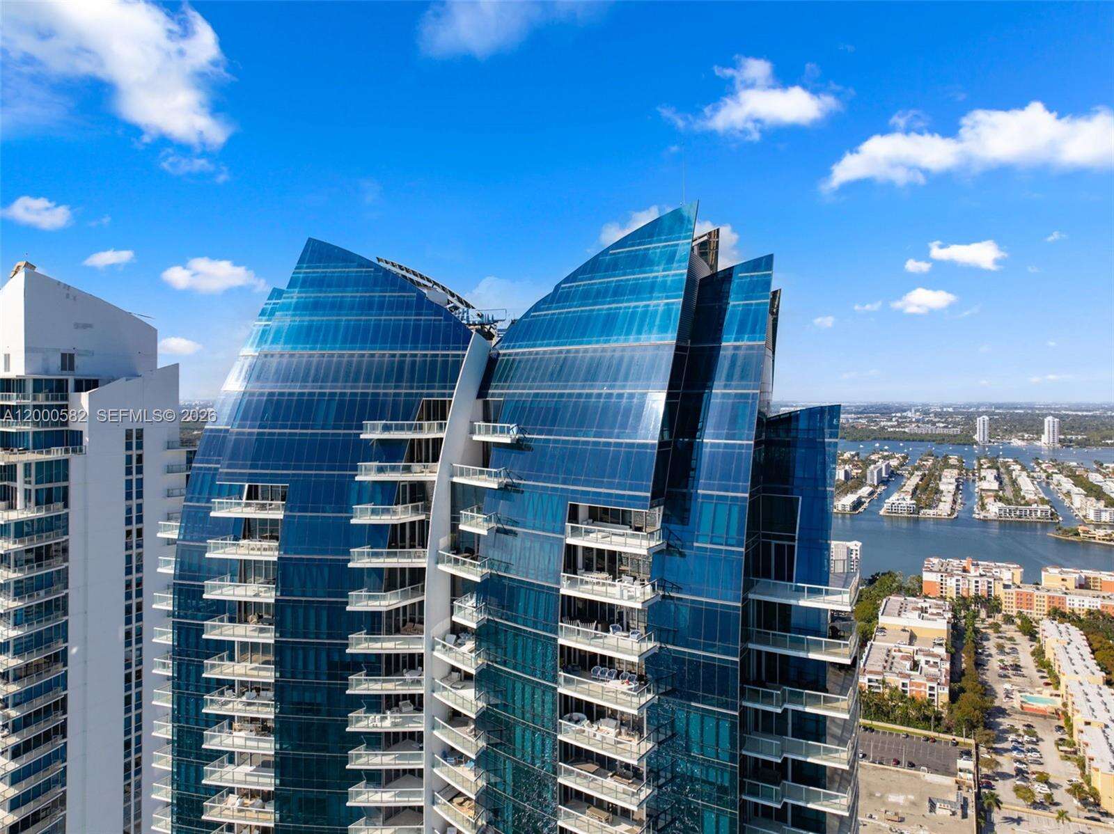 Jade Ocean at 17121 Collins Ave, Sunny Isles Beach, FL 33160 - For Rent photo 57