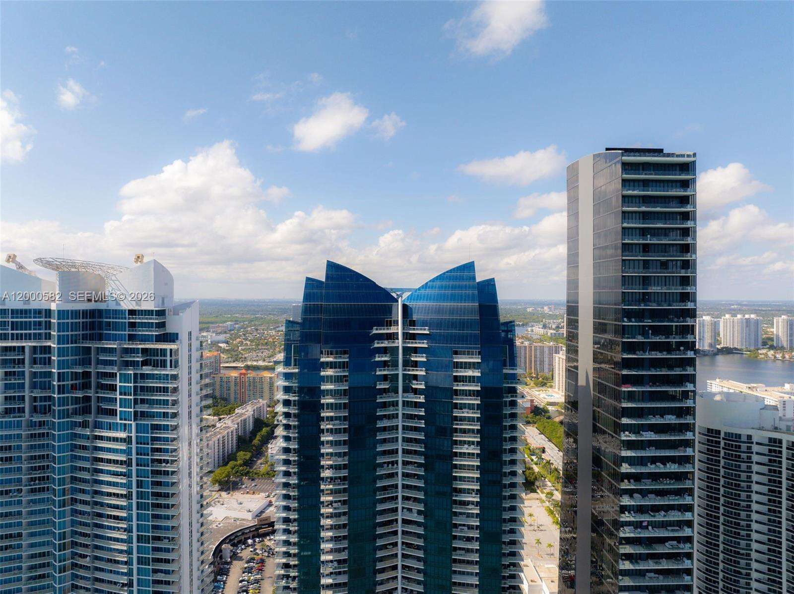 Jade Ocean at 17121 Collins Ave, Sunny Isles Beach, FL 33160 - For Rent photo 59
