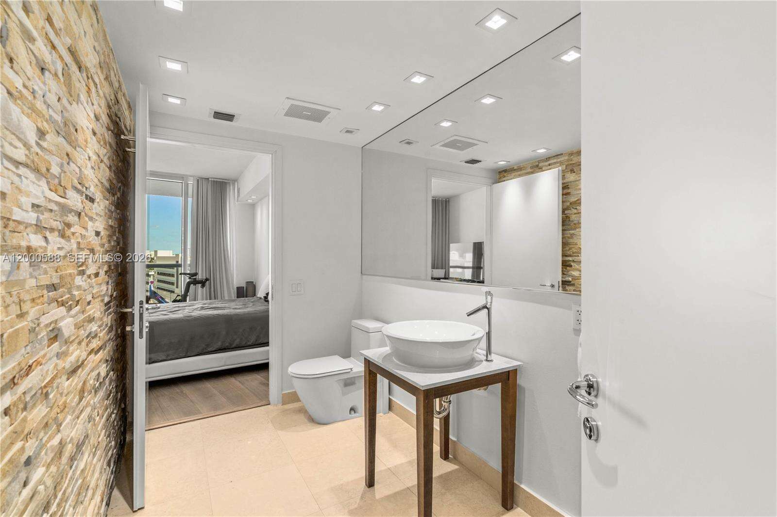Icon at 450 Alton Rd, Miami Beach, FL 33139 - For Rent photo 11