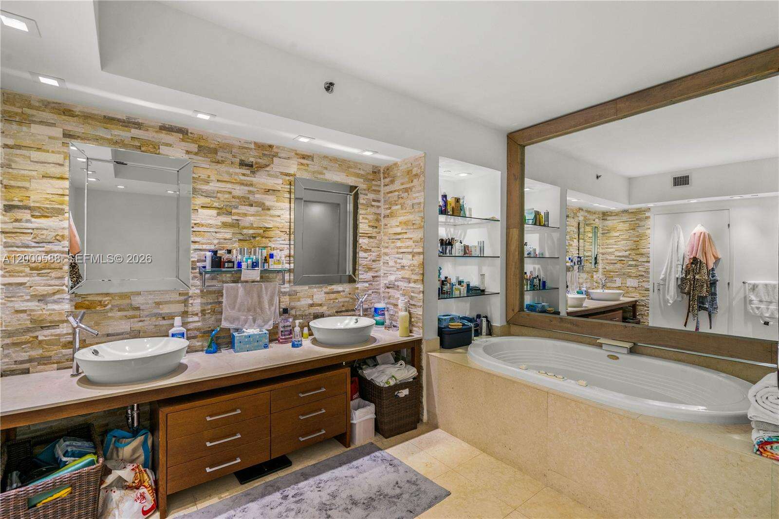 Icon at 450 Alton Rd, Miami Beach, FL 33139 - For Rent photo 20