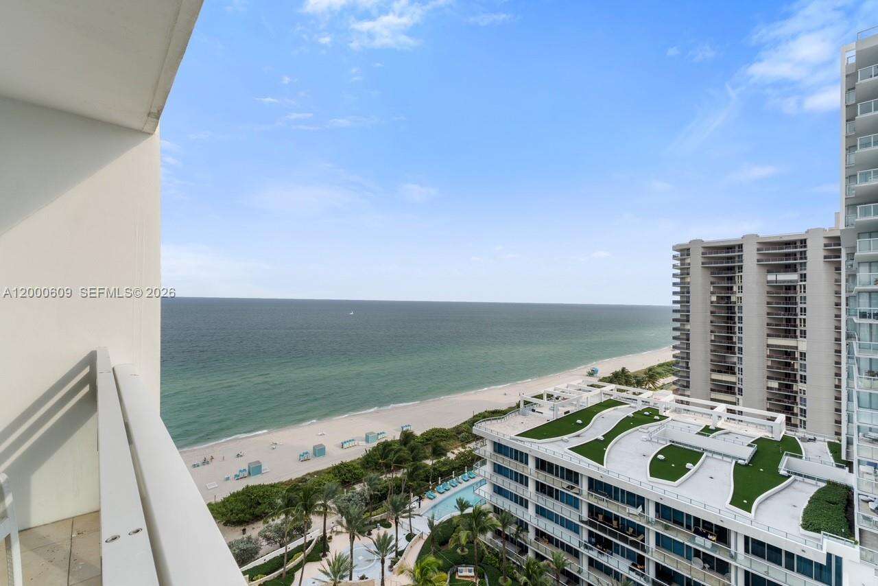 Central Carillon at 6801 Collins Ave, Miami Beach, FL 33141 - For Rent photo 12