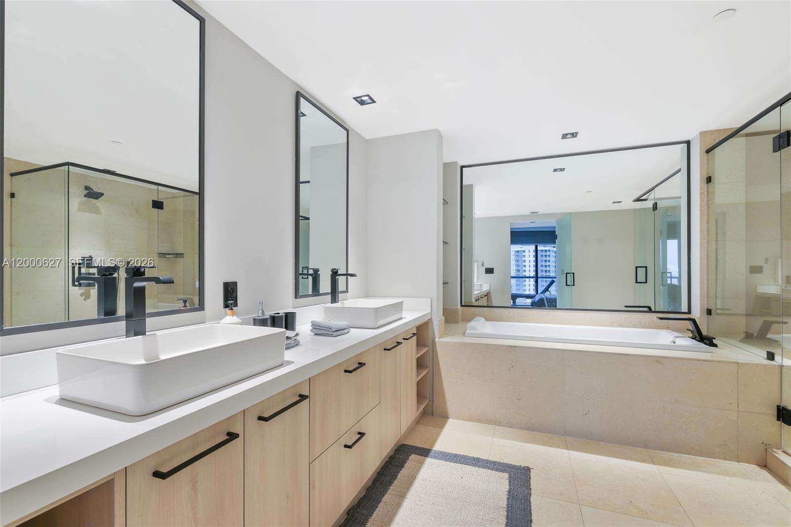 Icon Brickell 1 at 465 Brickell Ave, Miami, FL 33131 - For Rent photo 33