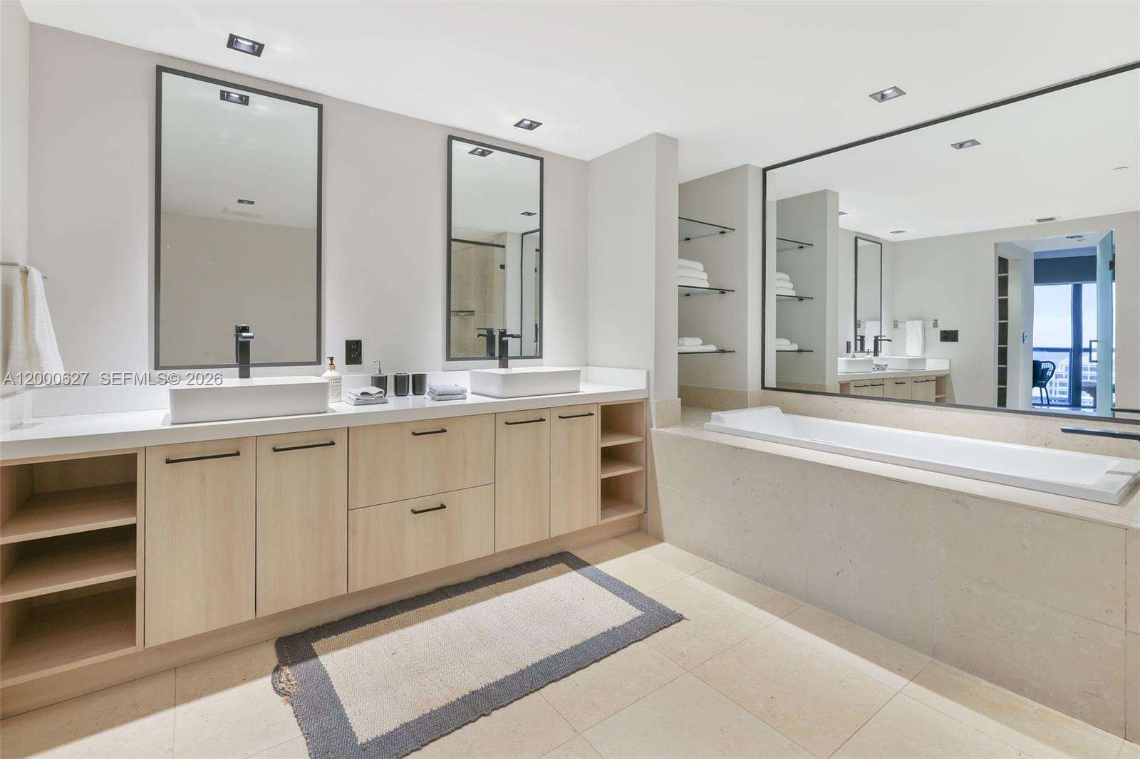 Icon Brickell 1 at 465 Brickell Ave, Miami, FL 33131 - For Rent photo 35