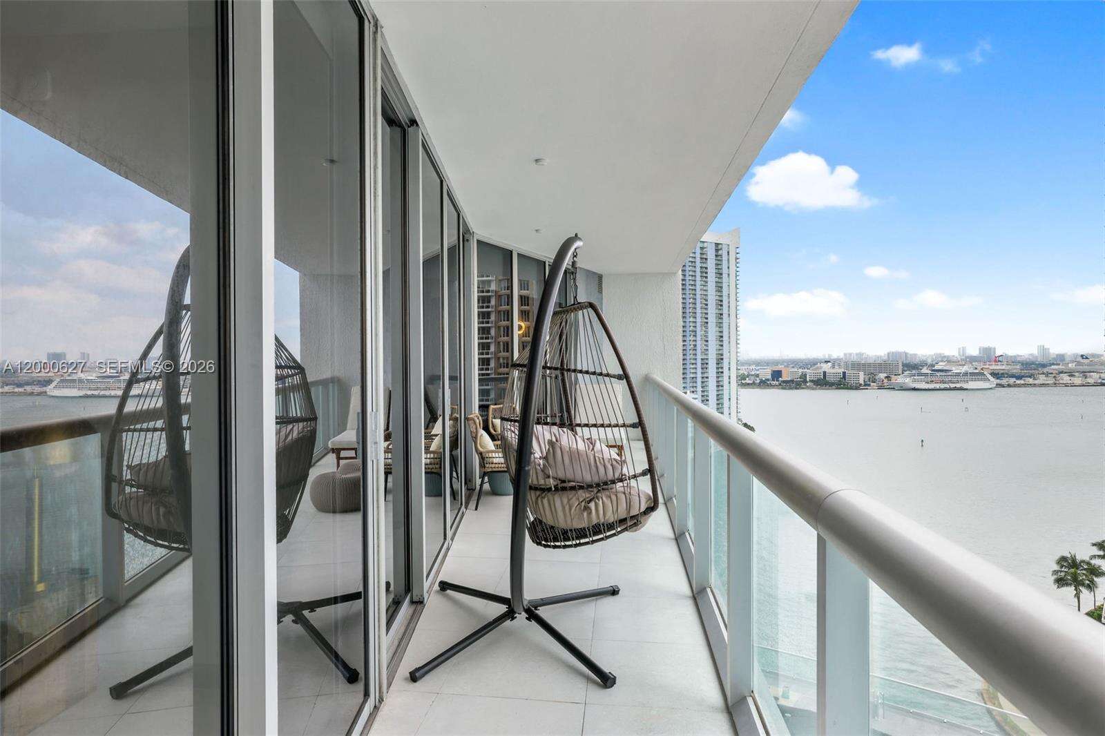 Icon Brickell 1 at 465 Brickell Ave, Miami, FL 33131 - For Rent photo 10