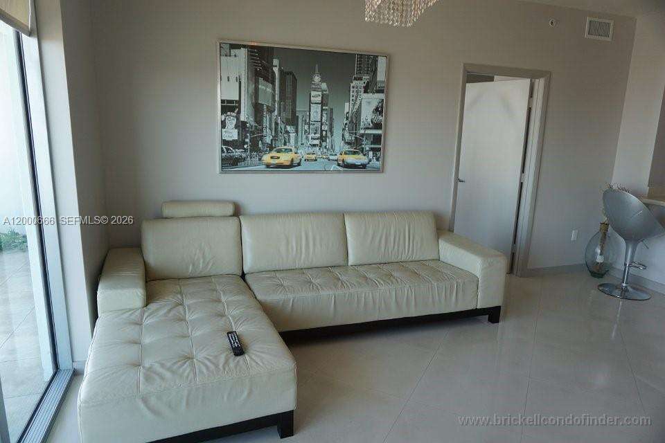 The Ivy at 90 3 St, Miami, FL 33130 - For Rent photo 2