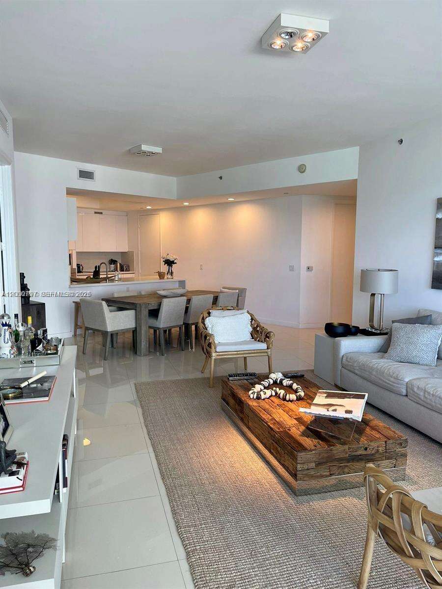 Trump Tower 3 at 15811 Collins Ave, Sunny Isles Beach, FL 33160 - For Rent photo 11