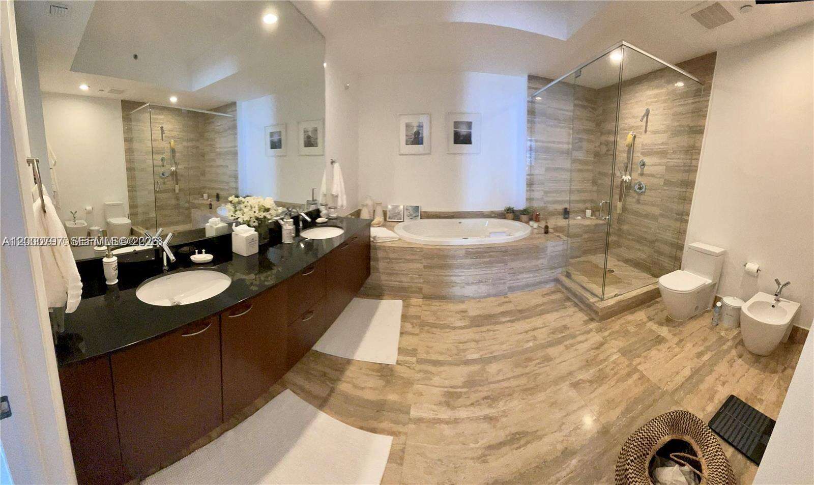 Trump Tower 3 at 15811 Collins Ave, Sunny Isles Beach, FL 33160 - For Rent photo 15