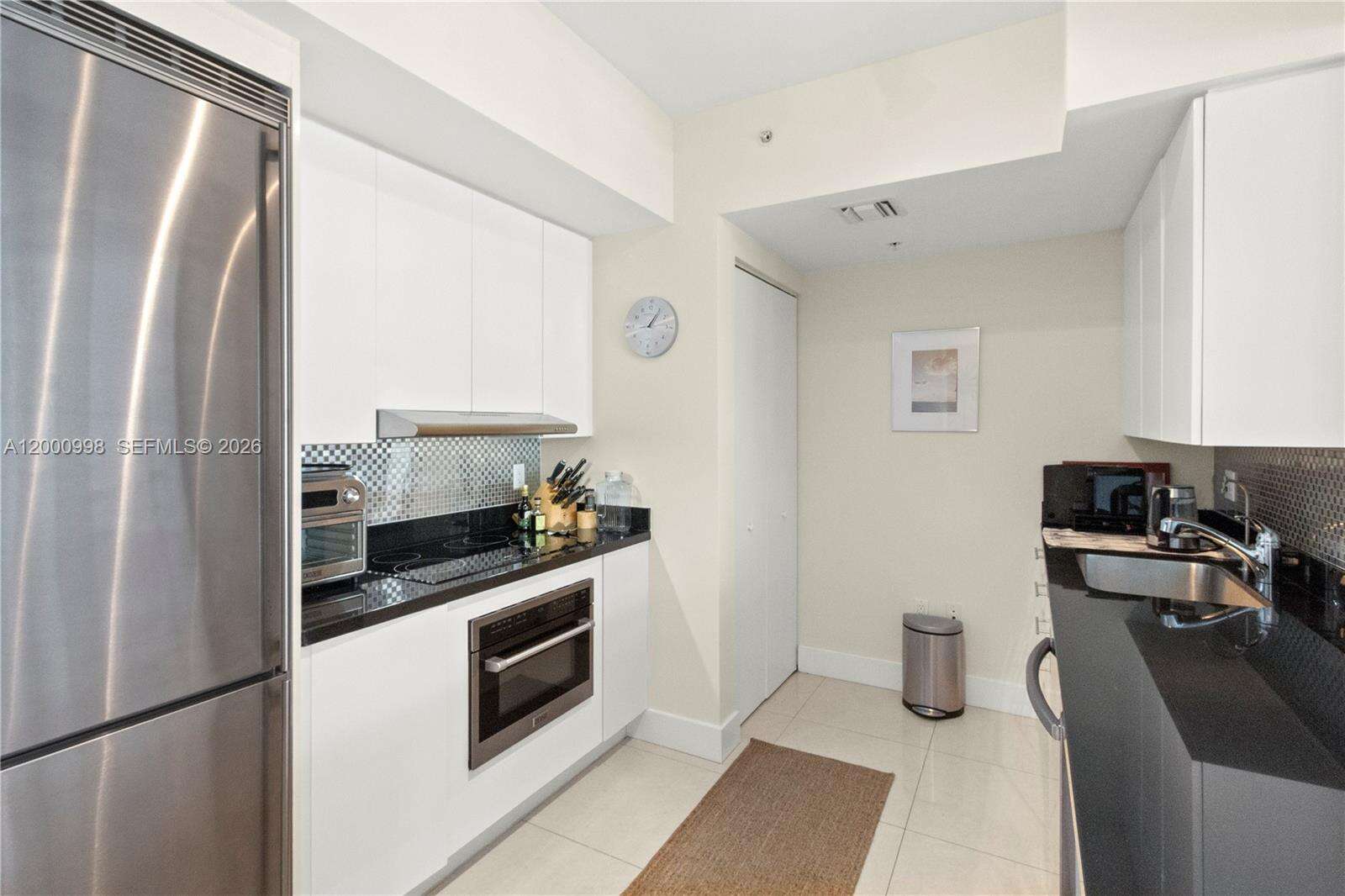 Mint at 92 3 St, Miami, FL 33130 - For Rent photo 10