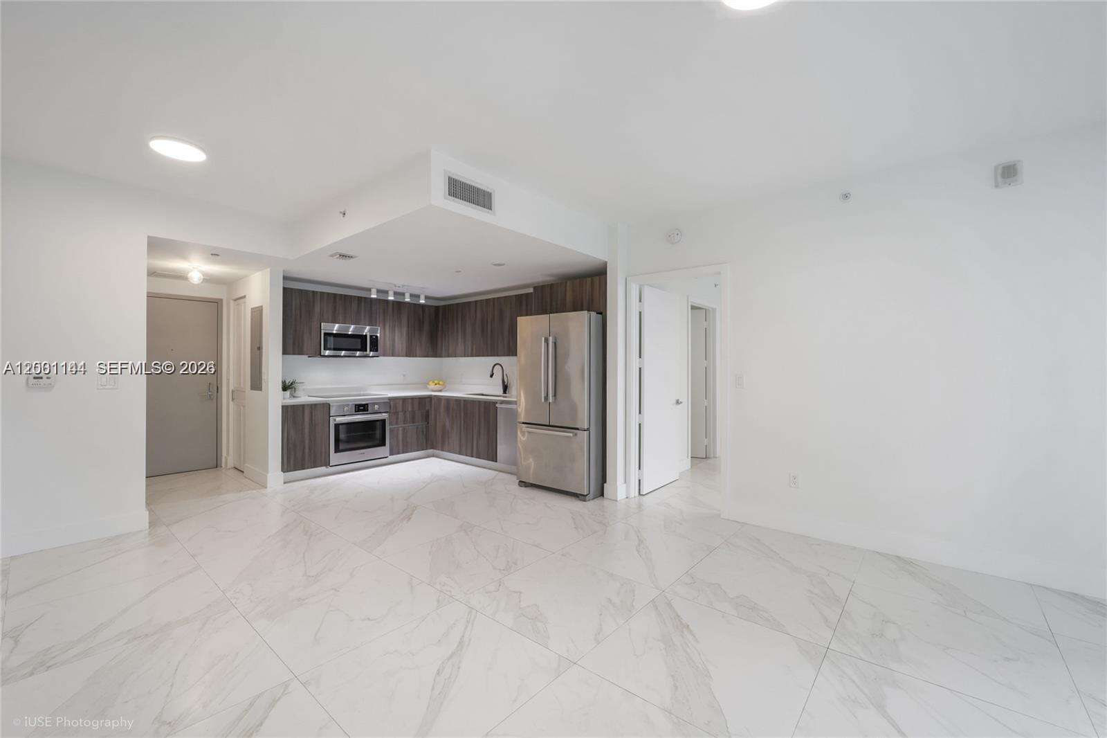 Aria On The Bay at 488 18 St, Miami, FL 33132 - For Rent photo 3