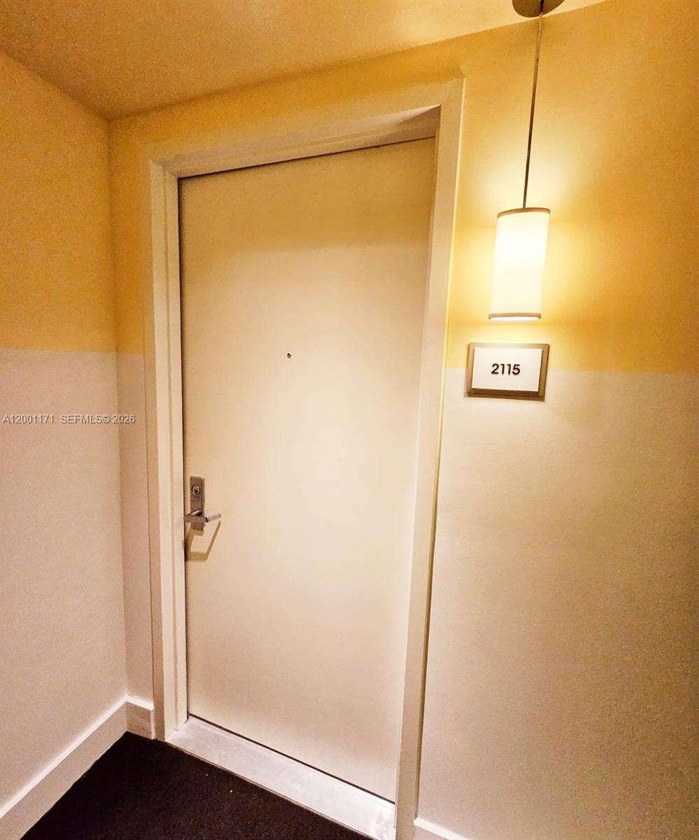 Icon Brickell 1 at 475 Brickell Ave, Miami, FL 33131 - For Rent photo 2