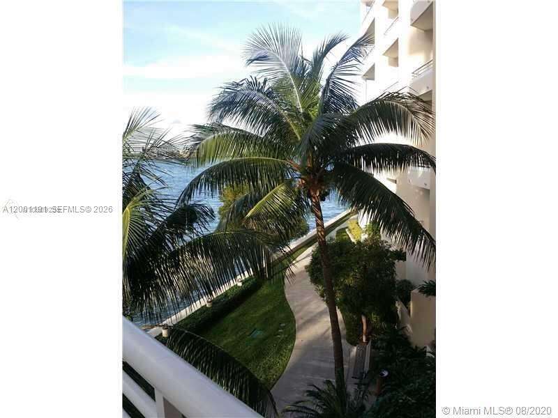One Tequesta Point at 888 Brickell Key Dr, Miami, FL 33131 - For Rent photo 4