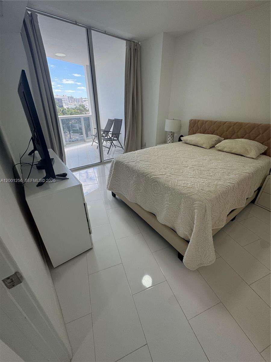 Trump Royale at 18201 Collins Ave, Sunny Isles Beach, FL 33160 - For Rent photo 4