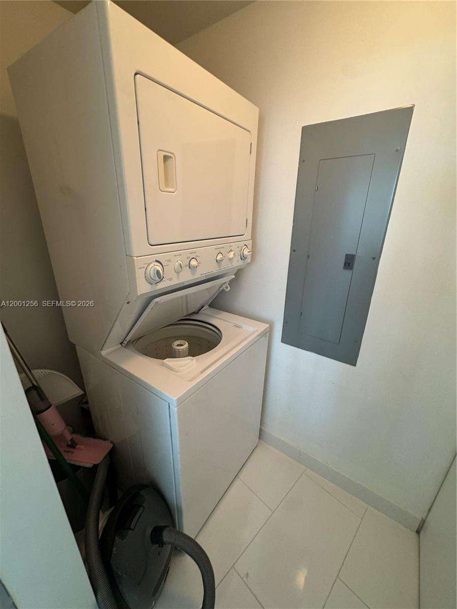 Trump Royale at 18201 Collins Ave, Sunny Isles Beach, FL 33160 - For Rent photo 8