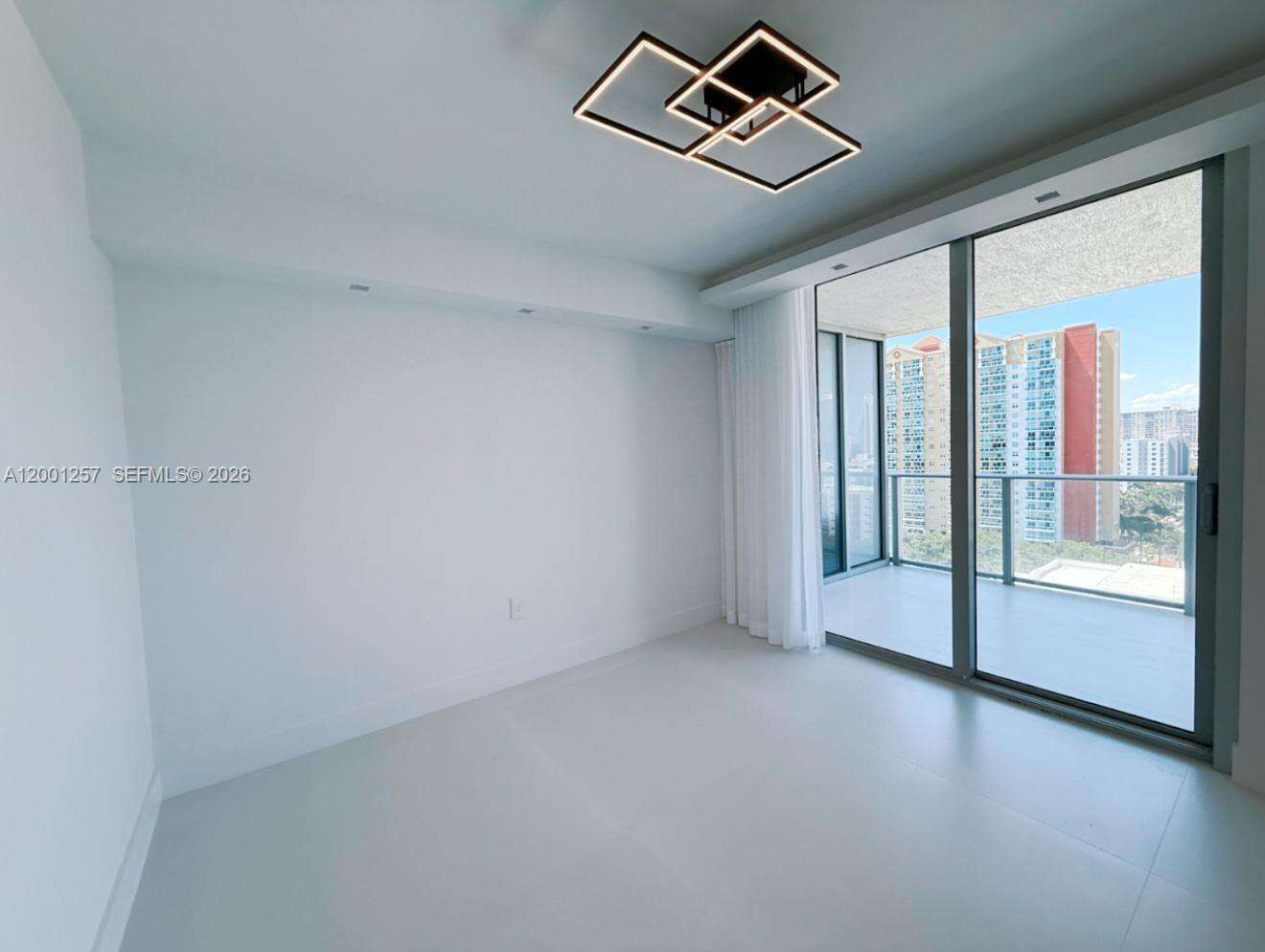 Parque Towers at 330 Sunny Isles Blvd, Sunny Isles Beach, FL 33160 - For Rent photo 12