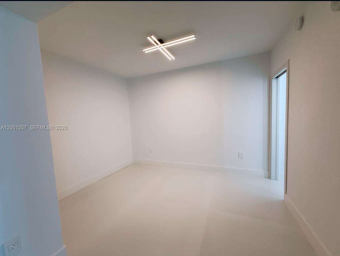 Parque Towers at 330 Sunny Isles Blvd, Sunny Isles Beach, FL 33160 - For Rent photo 6