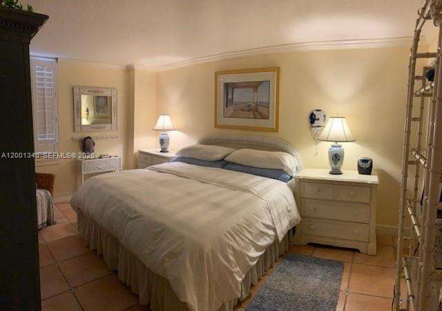 Club Atlantis at 2555 Collins Ave, Miami Beach, FL 33140 - For Rent photo 12