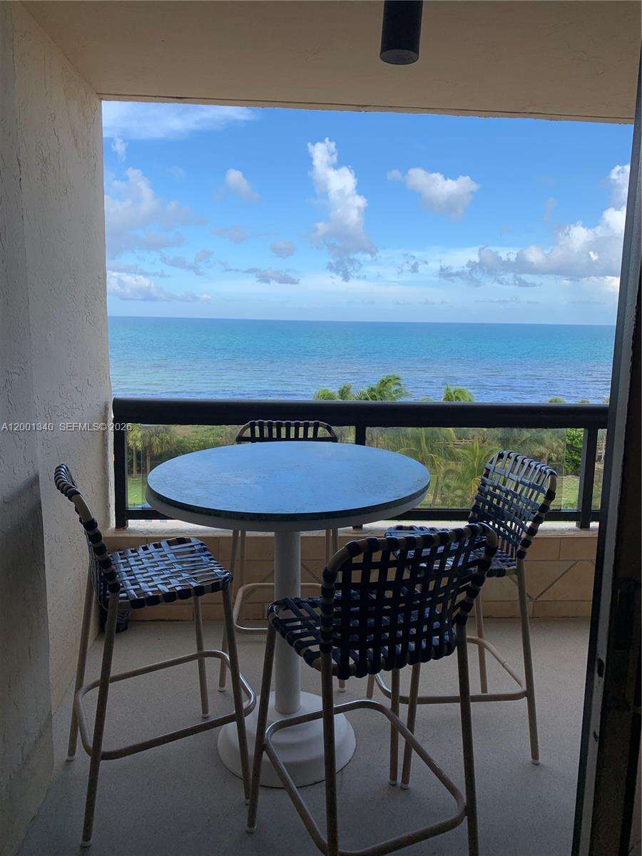 Club Atlantis at 2555 Collins Ave, Miami Beach, FL 33140 - For Rent photo 3