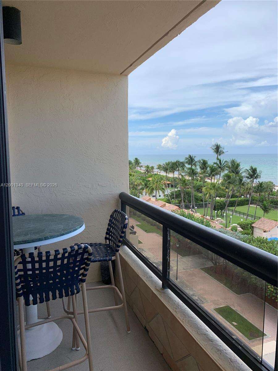 Club Atlantis at 2555 Collins Ave, Miami Beach, FL 33140 - For Rent photo 4