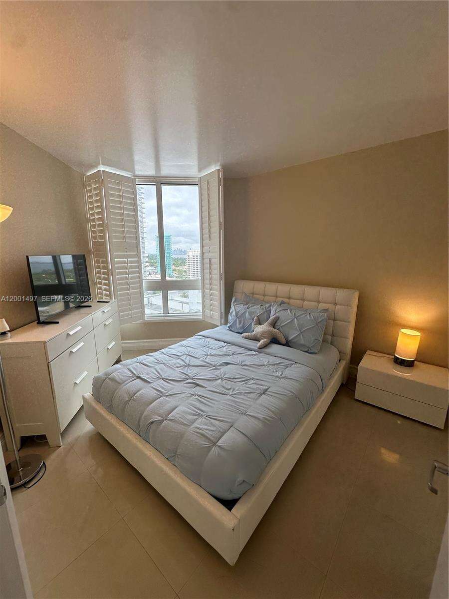 Akoya at 6365 Collins Ave, Miami Beach, FL 33141 - For Rent photo 13