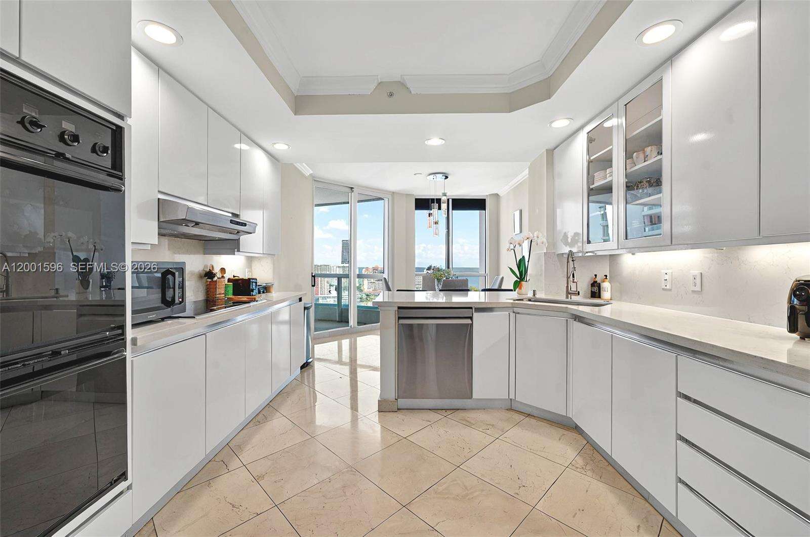 Atlantic 3 at 21050 Point Pl, Aventura, FL 33180 - For Rent photo 16