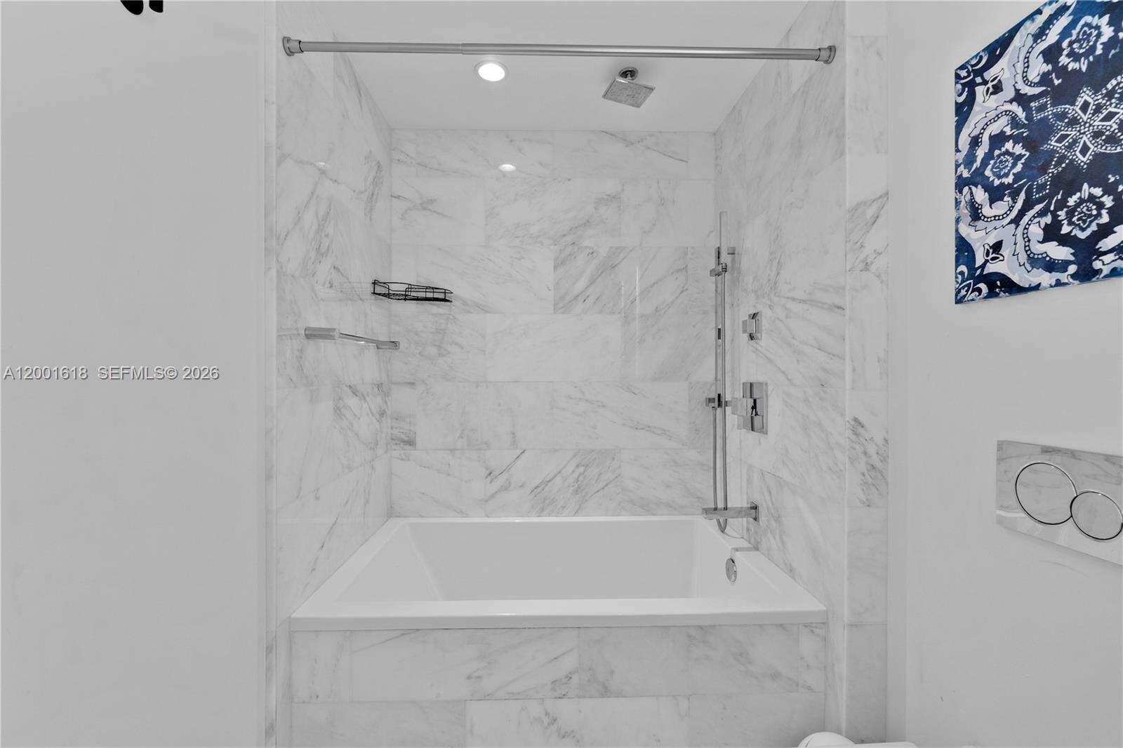 Echo Brickell at 1451 Brickell Ave, Miami, FL 33131 - For Rent photo 13