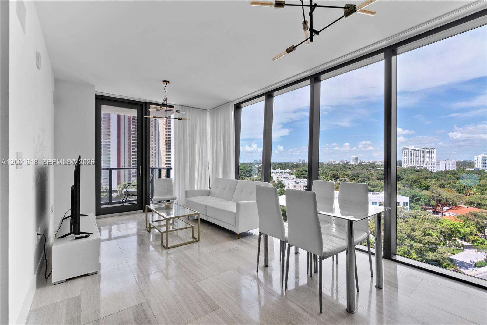 Echo Brickell at 1451 Brickell Ave, Miami, FL 33131 - For Rent photo 7
