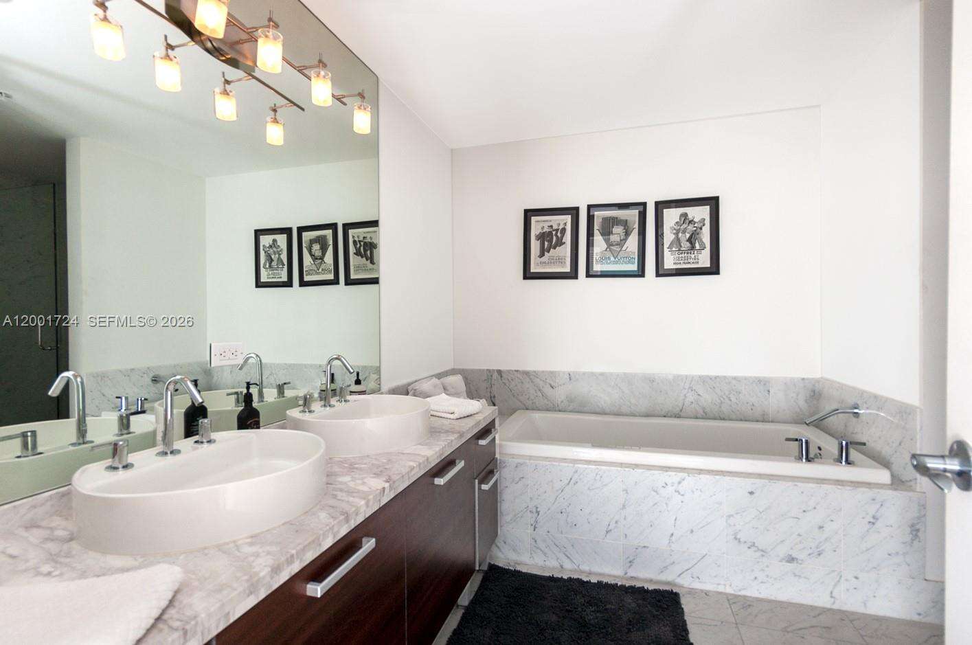Vizcayne North at 244 Biscayne Blvd, Miami, FL 33132 - For Rent photo 7