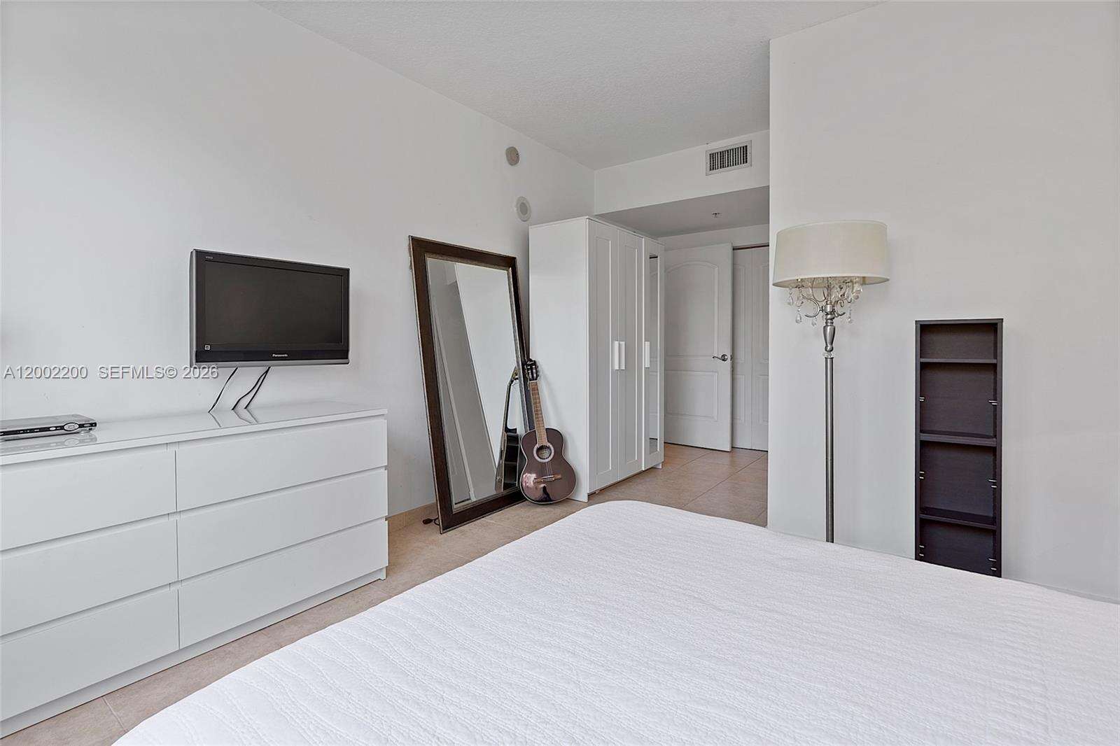Cosmopolitan at 110 Washington Ave, Miami Beach, FL 33139 - For Rent photo 18