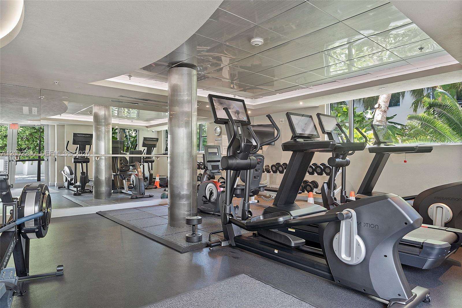 Cosmopolitan at 110 Washington Ave, Miami Beach, FL 33139 - For Rent photo 36