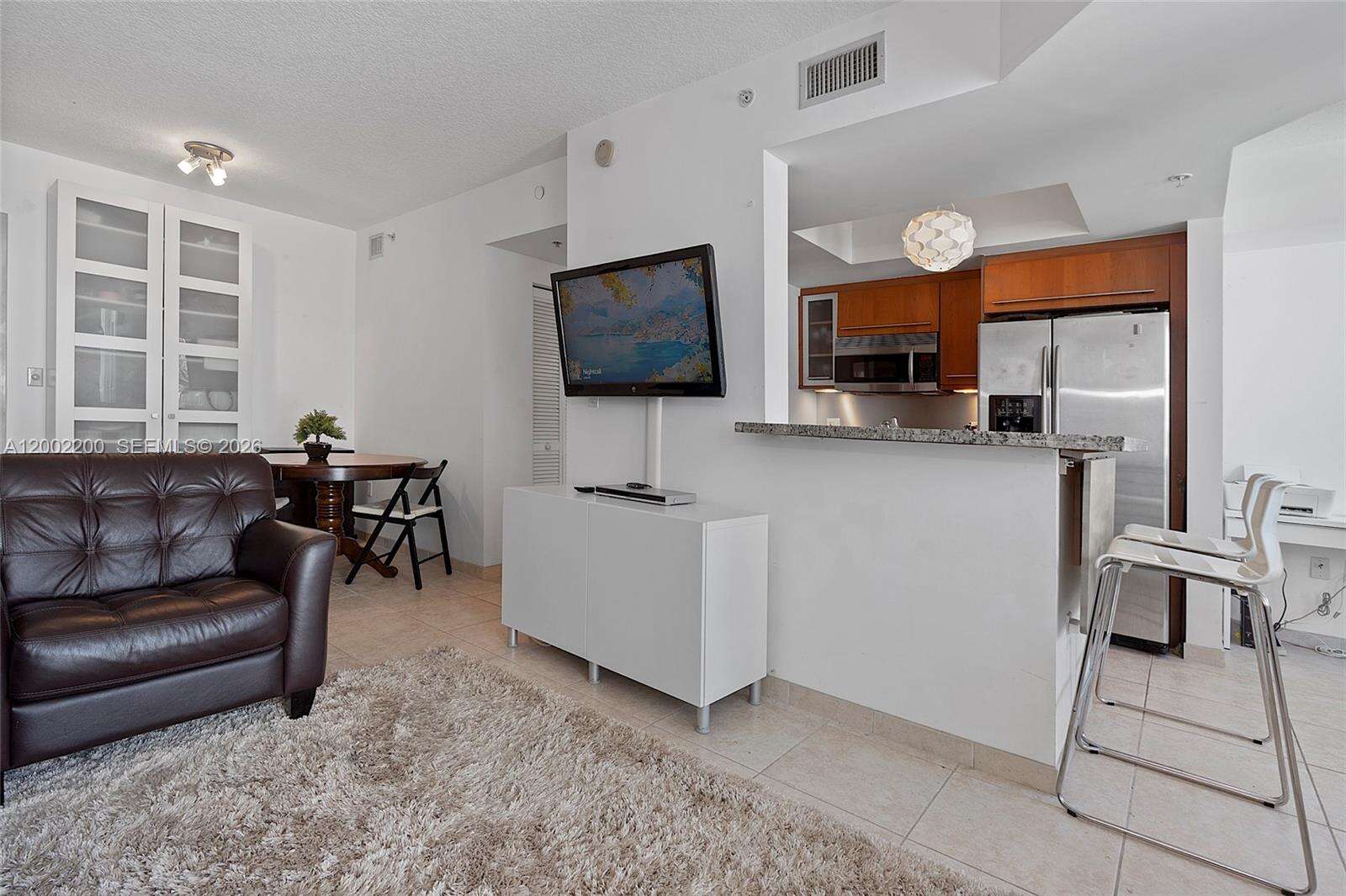 Cosmopolitan at 110 Washington Ave, Miami Beach, FL 33139 - For Rent photo 42