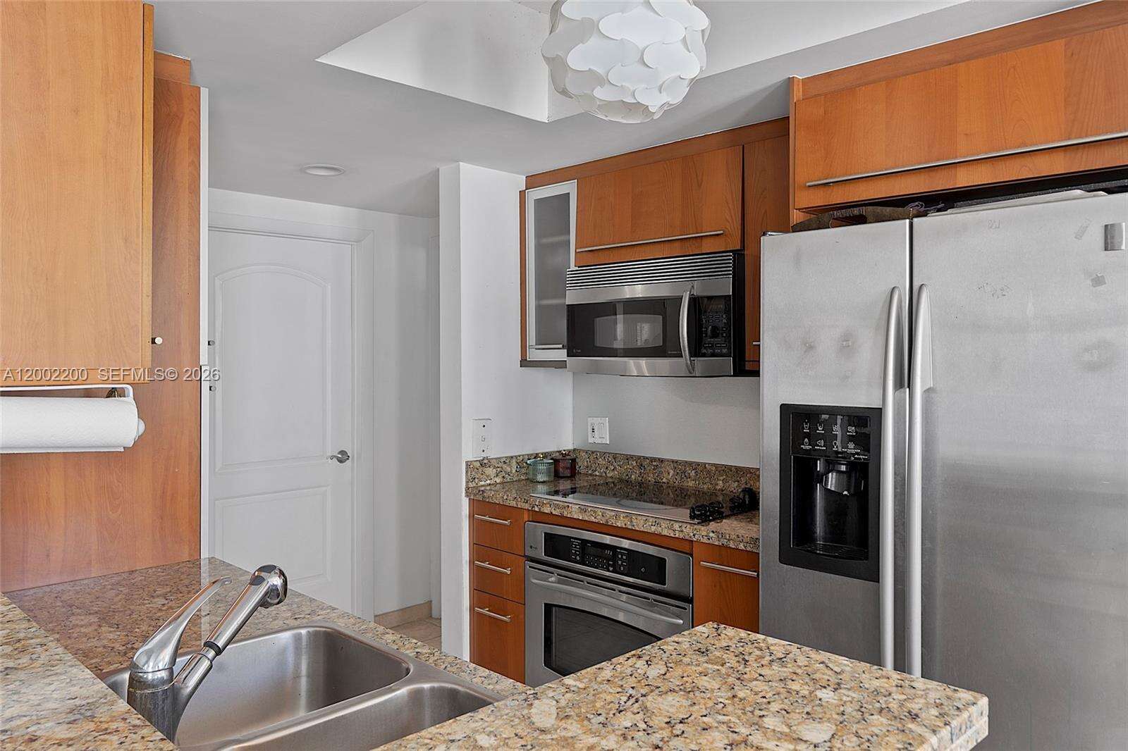 Cosmopolitan at 110 Washington Ave, Miami Beach, FL 33139 - For Rent photo 44