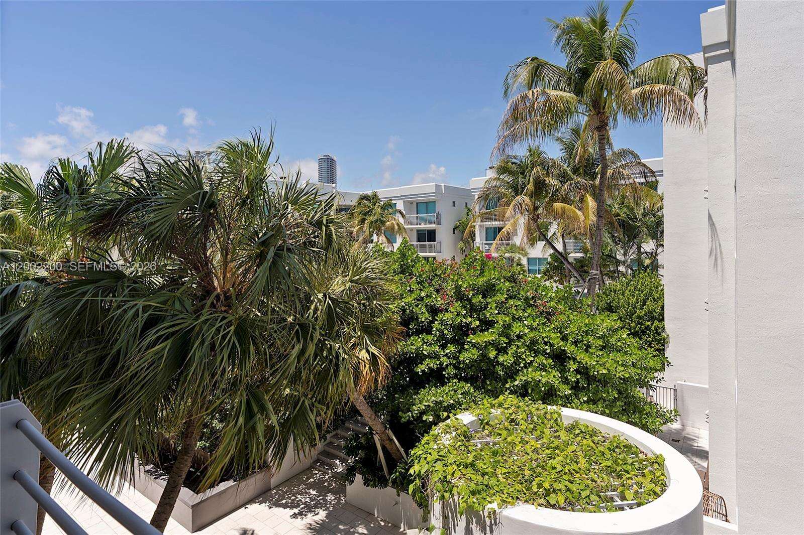 Cosmopolitan at 110 Washington Ave, Miami Beach, FL 33139 - For Rent photo 47