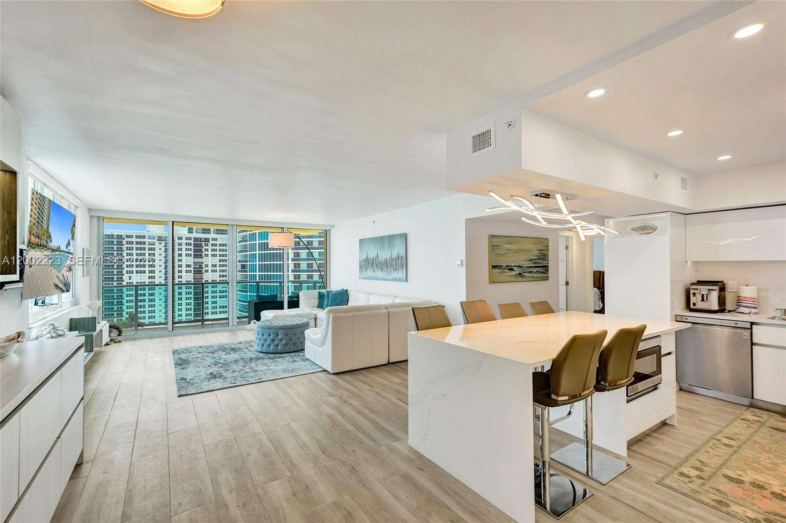 The Wave at 2501 Ocean Dr, Hollywood, FL 33019 - For Rent photo 2