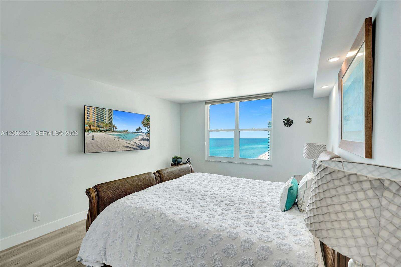 The Wave at 2501 Ocean Dr, Hollywood, FL 33019 - For Rent photo 19