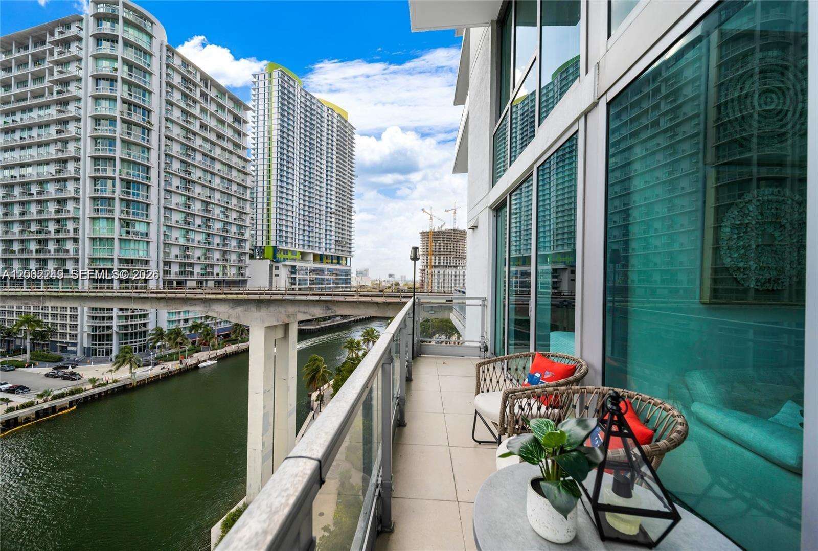Mint at 92 3 St, Miami, FL 33130 - For Rent photo 3